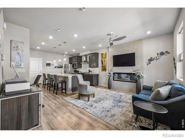 2865 Bear Springs Circle Longmont, CO 80503