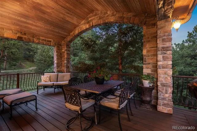 5269 S Algonquin Road Indian Hills, CO 80454