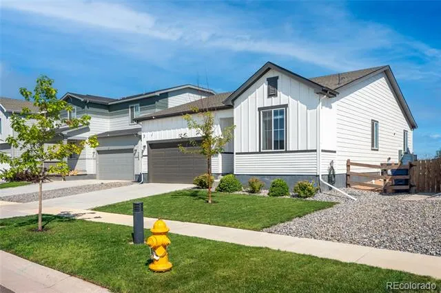5835 Red Barn Avenue Mead, CO 80504