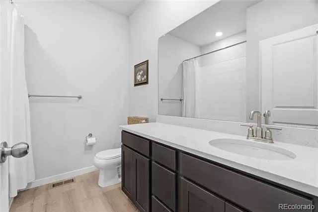 5835 Red Barn Avenue Mead, CO 80504