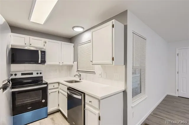 932 S Dearborn #8 Aurora, CO 80012
