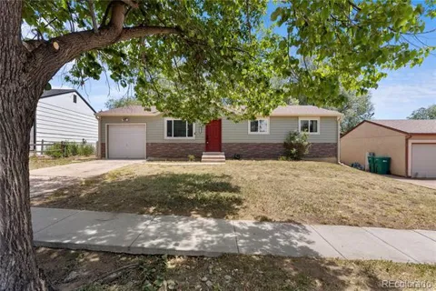4011 E Pikes Peak Avenue