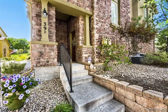 10588 Parkington Lane #D Highlands Ranch, CO 80126