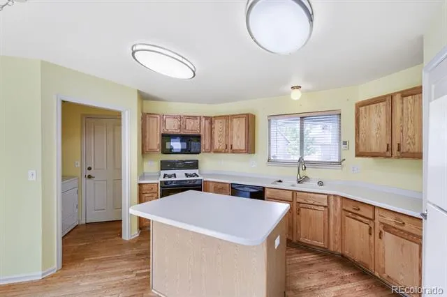 6808 Lupine Way Arvada, CO 80007