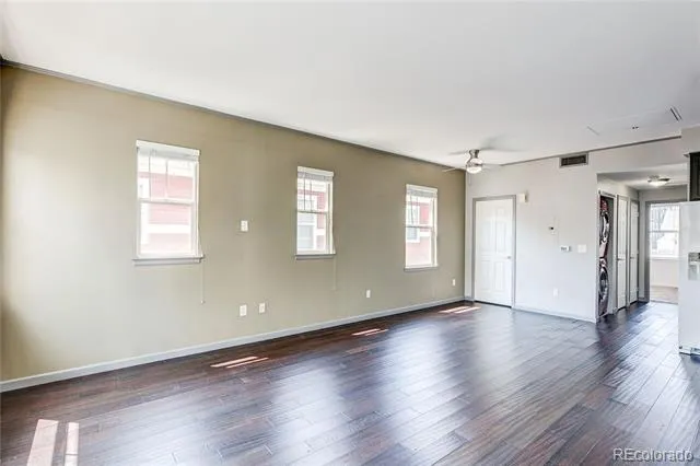2723 Roslyn Street Denver, CO 80238