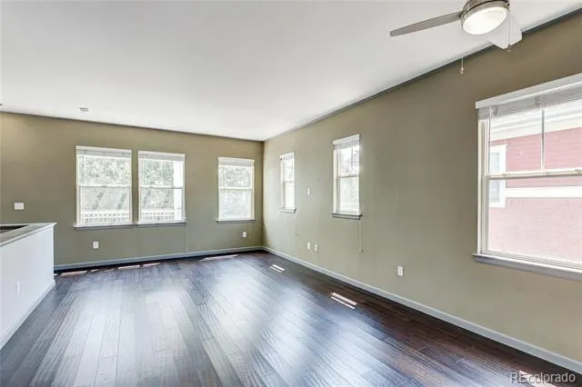 2723 Roslyn Street Denver, CO 80238