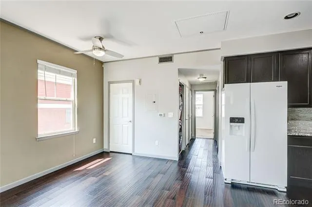 2723 Roslyn Street Denver, CO 80238