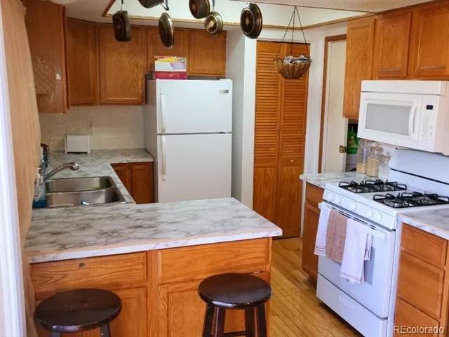 1227 S Uvalda Street Aurora, CO 80012