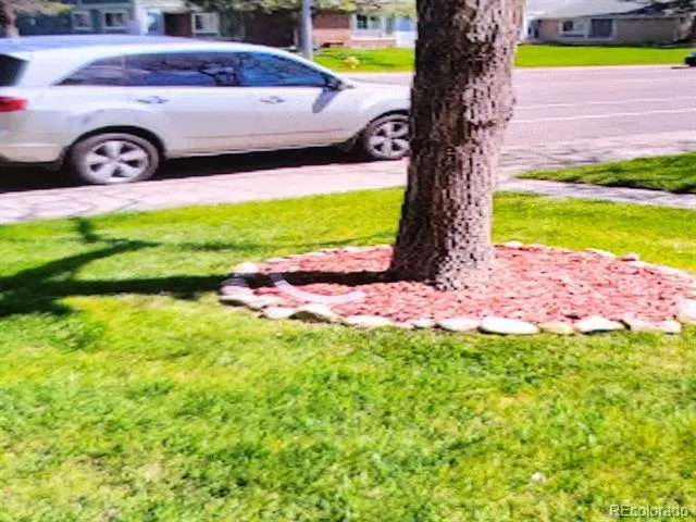1227 S Uvalda Street Aurora, CO 80012