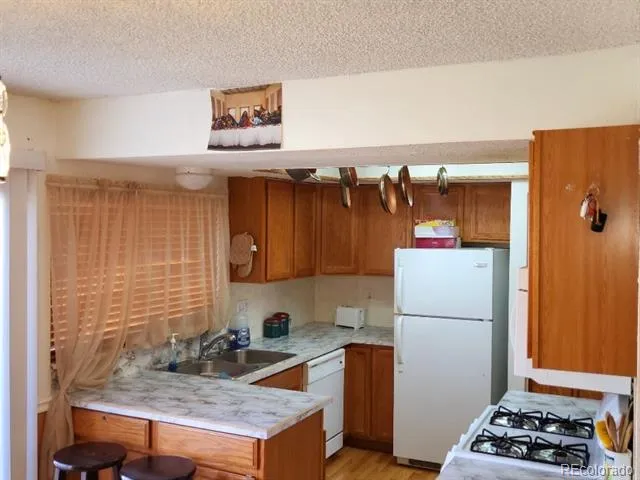 1227 S Uvalda Street Aurora, CO 80012