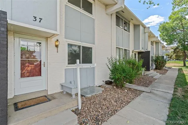 37 Evergreen Street Broomfield, CO 80020
