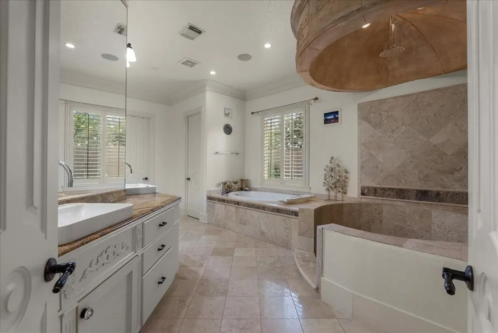 541 Villa Drive Seabrook, TX 77586