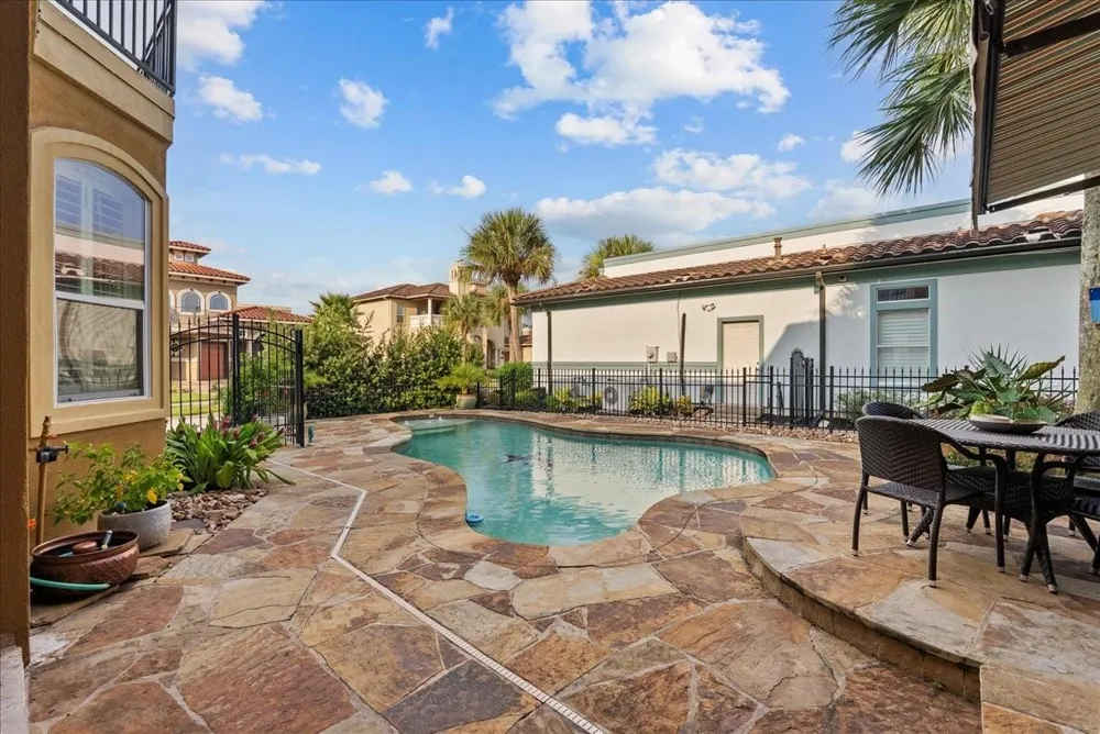 541 Villa Drive Seabrook, TX 77586