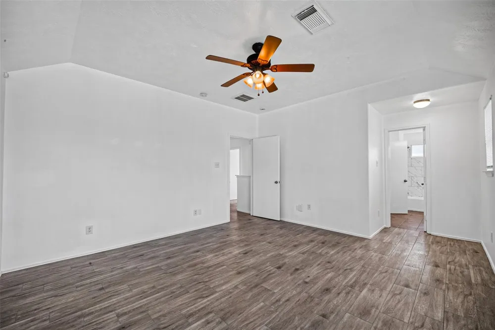 4403 Sprangletop Avenue Baytown, TX 77521
