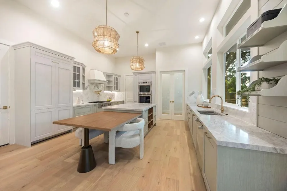 5535 Birdwood Road Houston, TX 77096