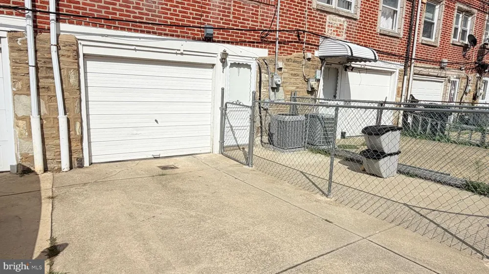 2112 PRINCETON AVENUE Philadelphia, PA 19149