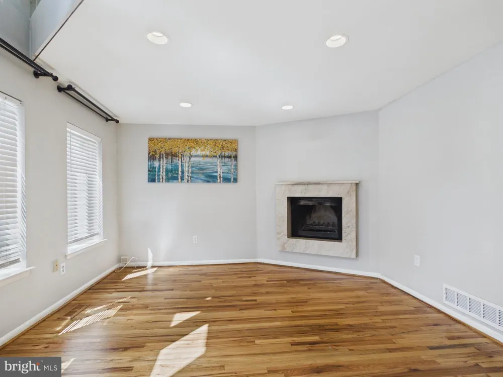 2108 APPLETREE STREET Philadelphia, PA 19103