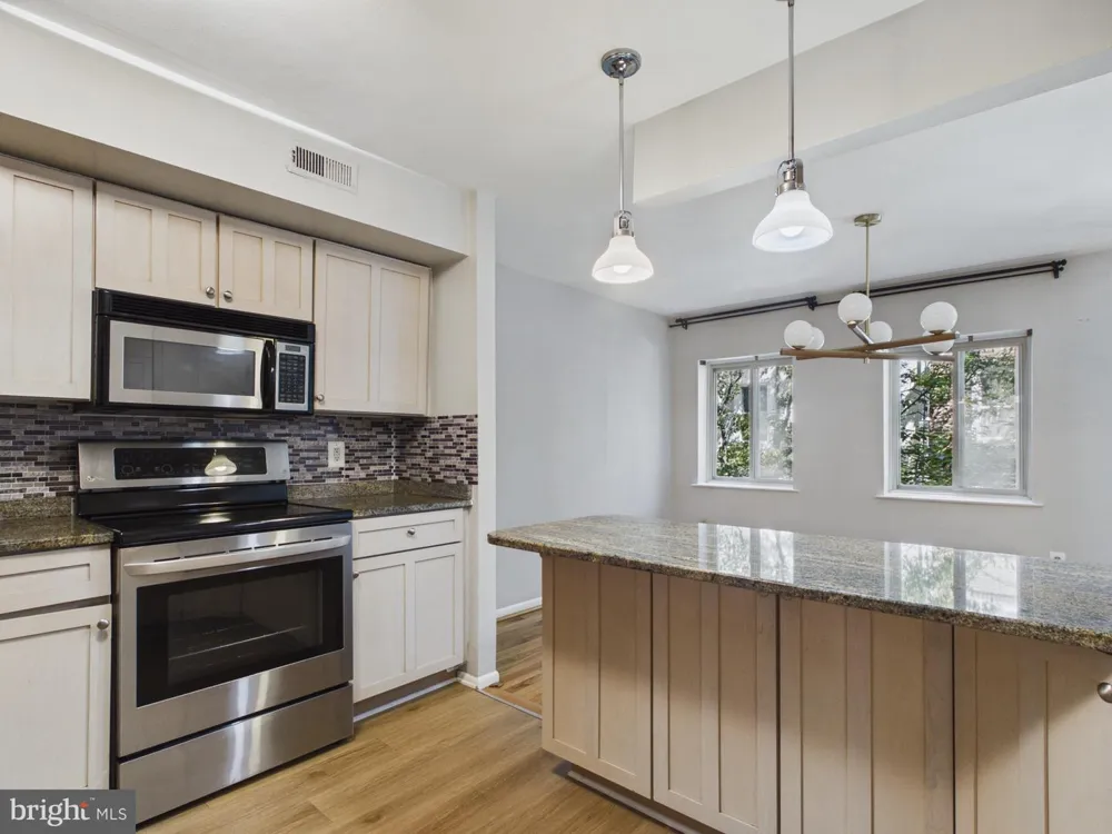 2108 APPLETREE STREET Philadelphia, PA 19103