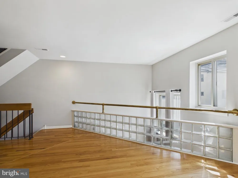 2108 APPLETREE STREET Philadelphia, PA 19103