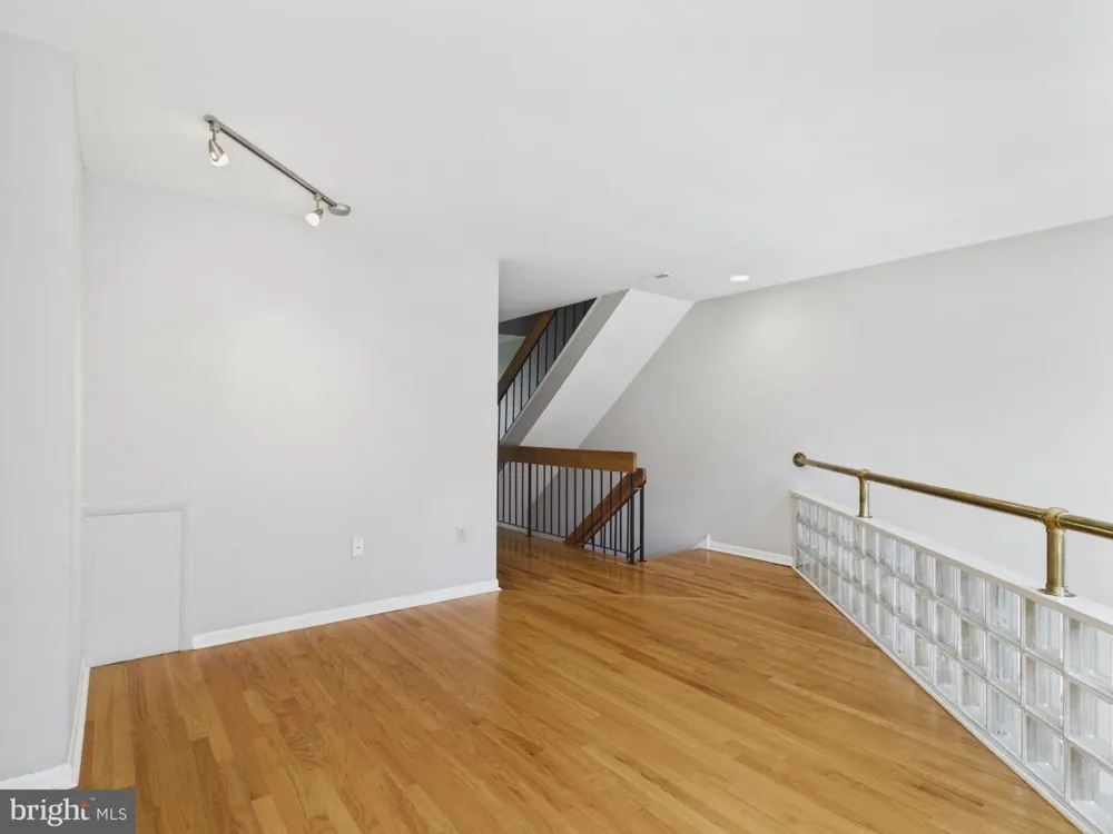 2108 APPLETREE STREET Philadelphia, PA 19103
