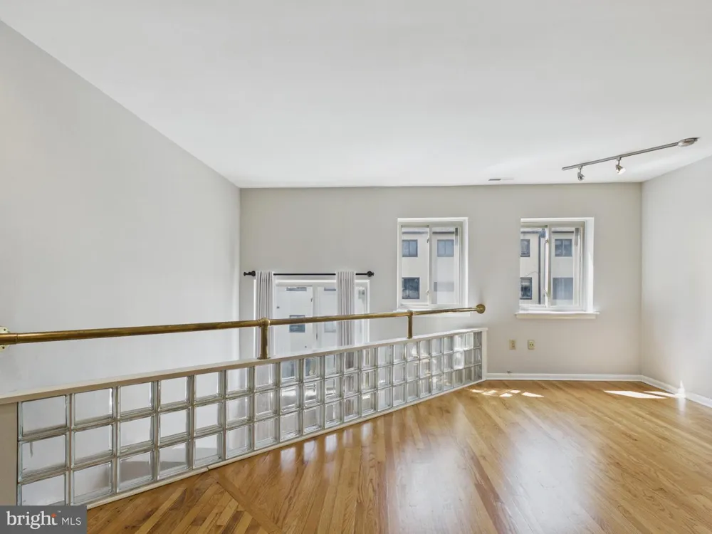 2108 APPLETREE STREET Philadelphia, PA 19103