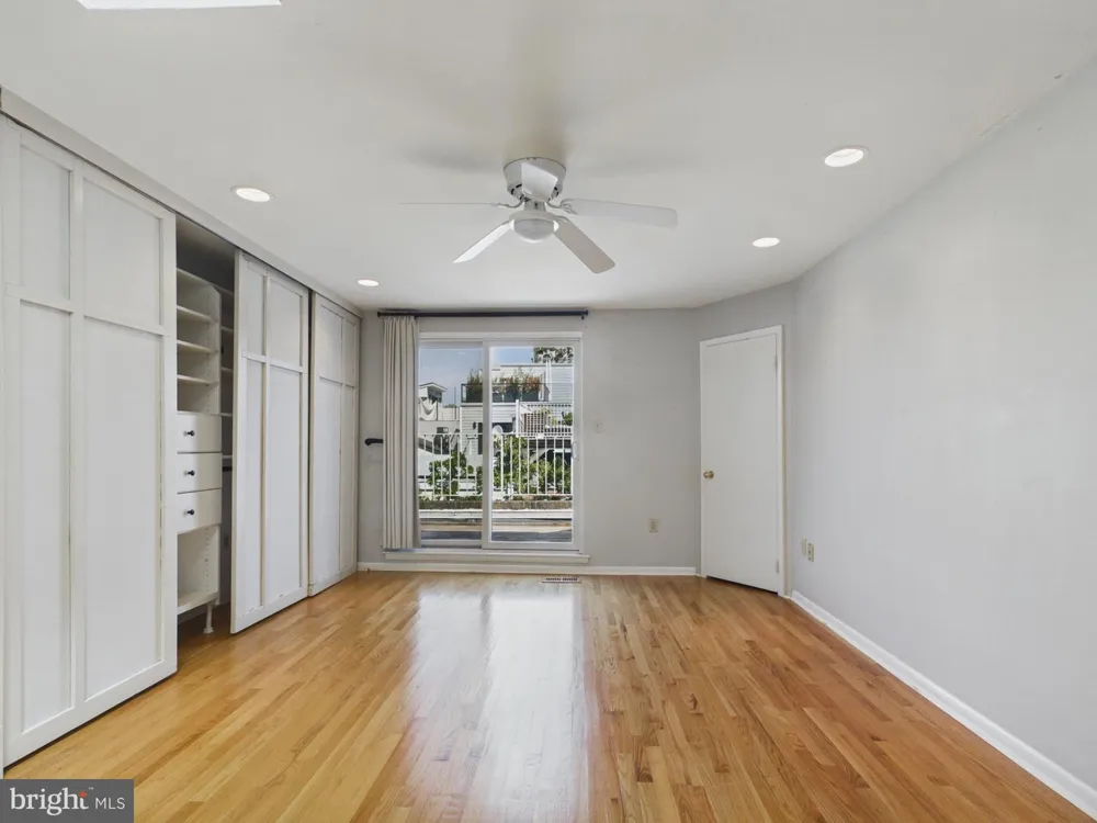 2108 APPLETREE STREET Philadelphia, PA 19103