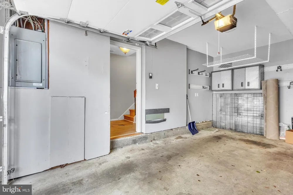 2108 APPLETREE STREET Philadelphia, PA 19103