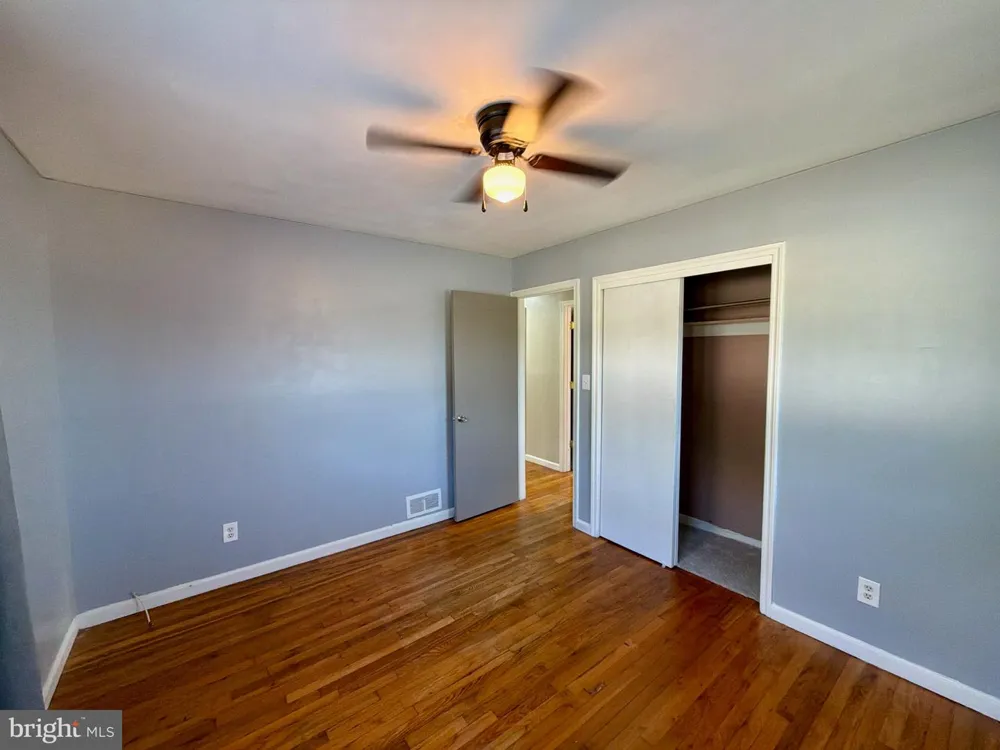 18 AQUILLA AVENUE New Castle, DE 19720