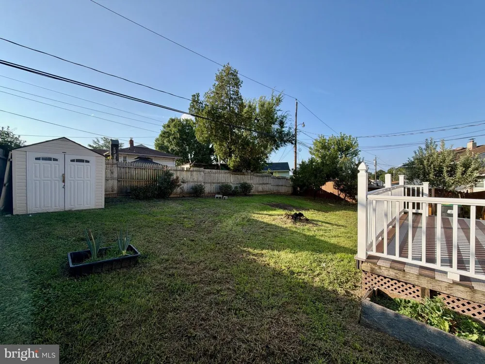 18 AQUILLA AVENUE New Castle, DE 19720