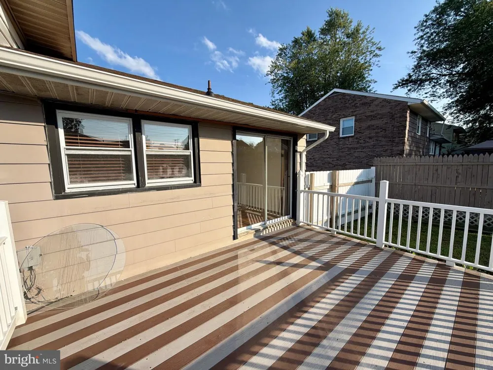 18 AQUILLA AVENUE New Castle, DE 19720