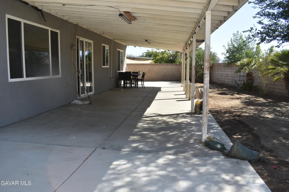 43033 Carpenter Drive Lancaster, CA 93535