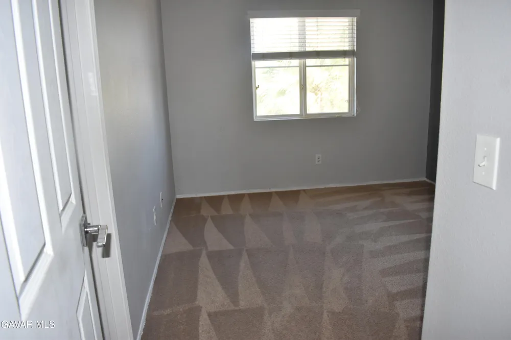 43033 Carpenter Drive Lancaster, CA 93535