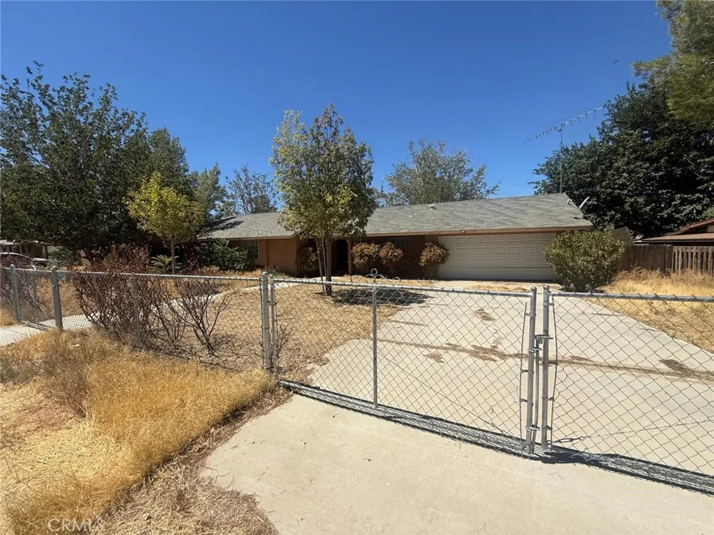 41111 172nd E Lancaster, CA 93535