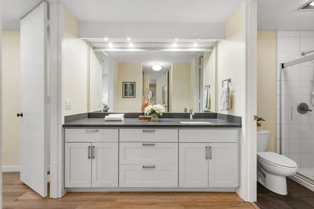5143 Shelter Creek Lane San Bruno, CA 94066