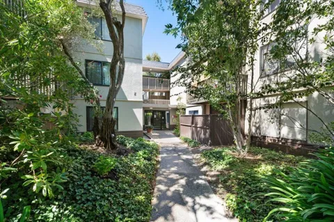 5143 Shelter Creek Lane