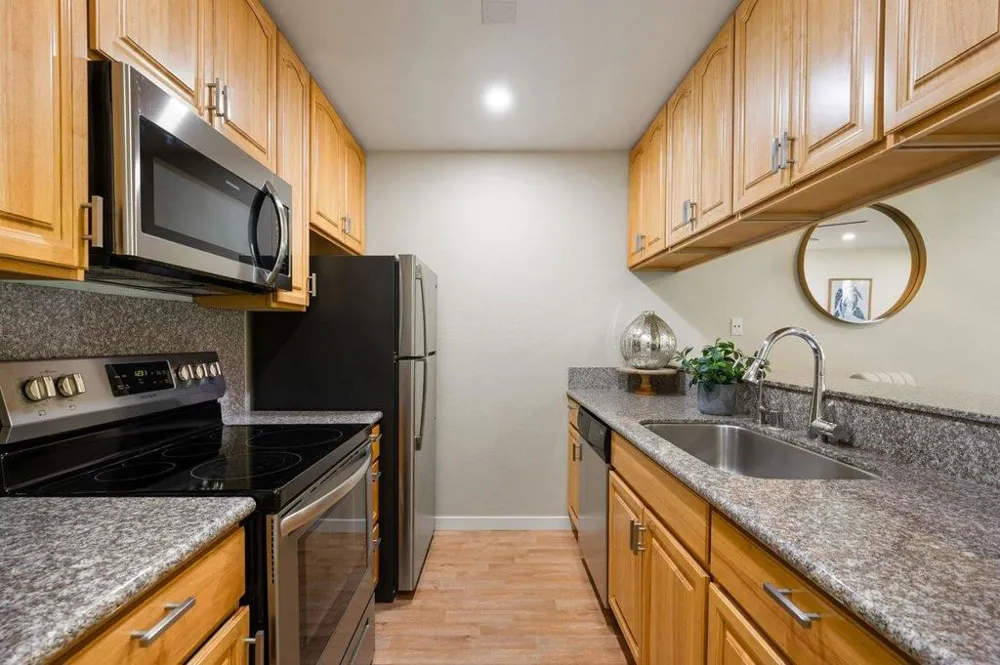 5143 Shelter Creek Lane San Bruno, CA 94066