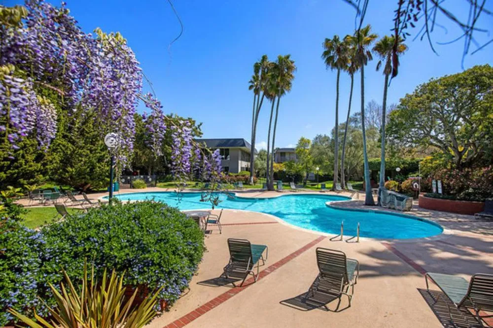5143 Shelter Creek Lane San Bruno, CA 94066