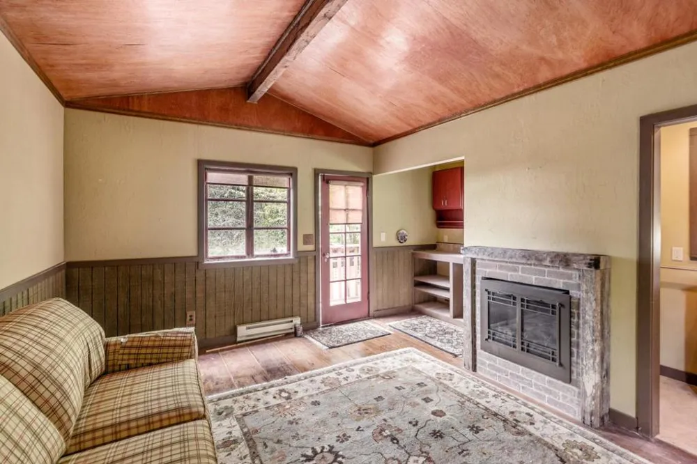 115 Forest View Road Woodside, CA 94062