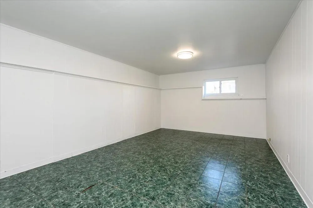 16 Malavear Court Pacifica, CA 94044