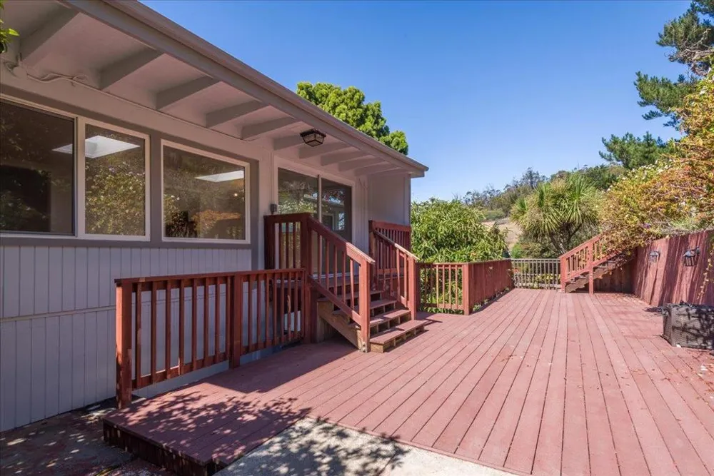 16 Malavear Court Pacifica, CA 94044