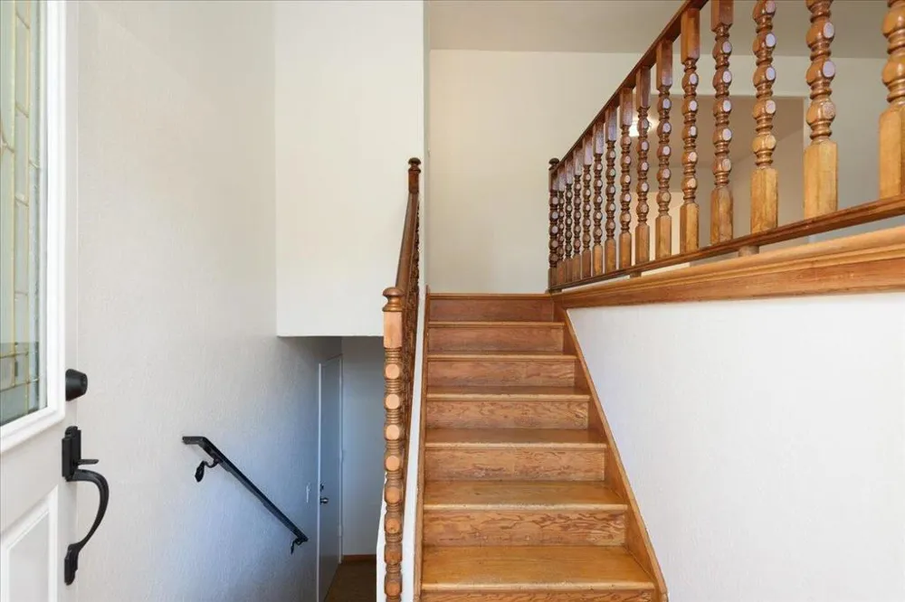 16 Malavear Court Pacifica, CA 94044