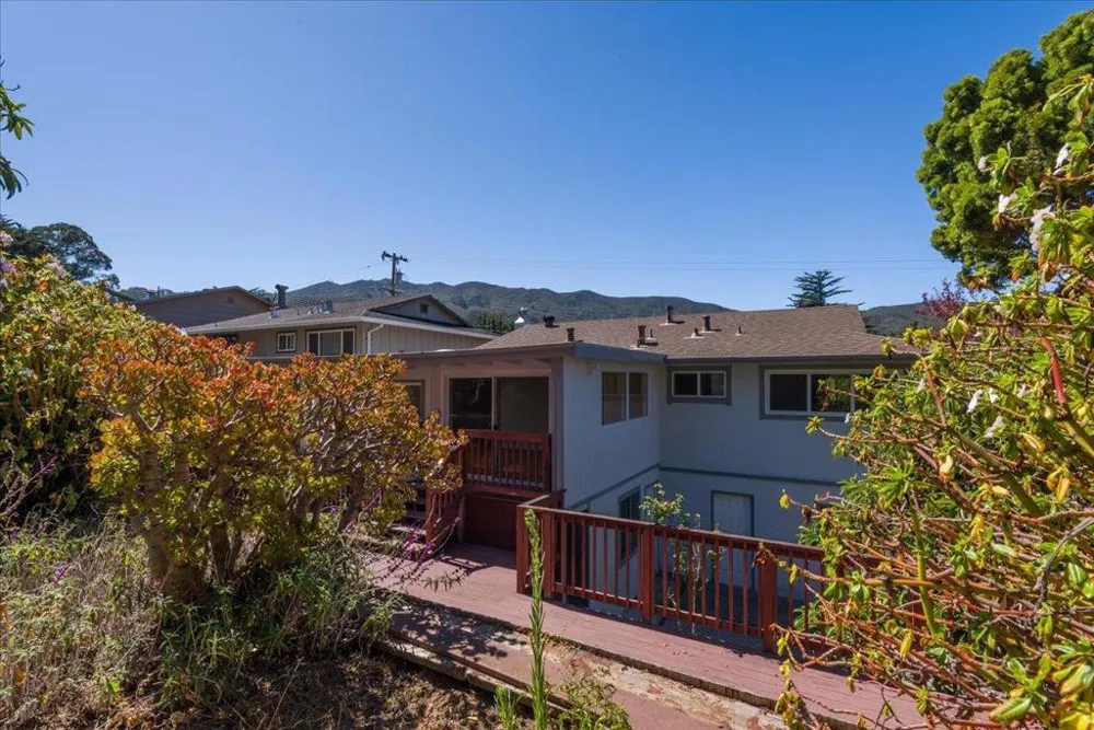 16 Malavear Court Pacifica, CA 94044