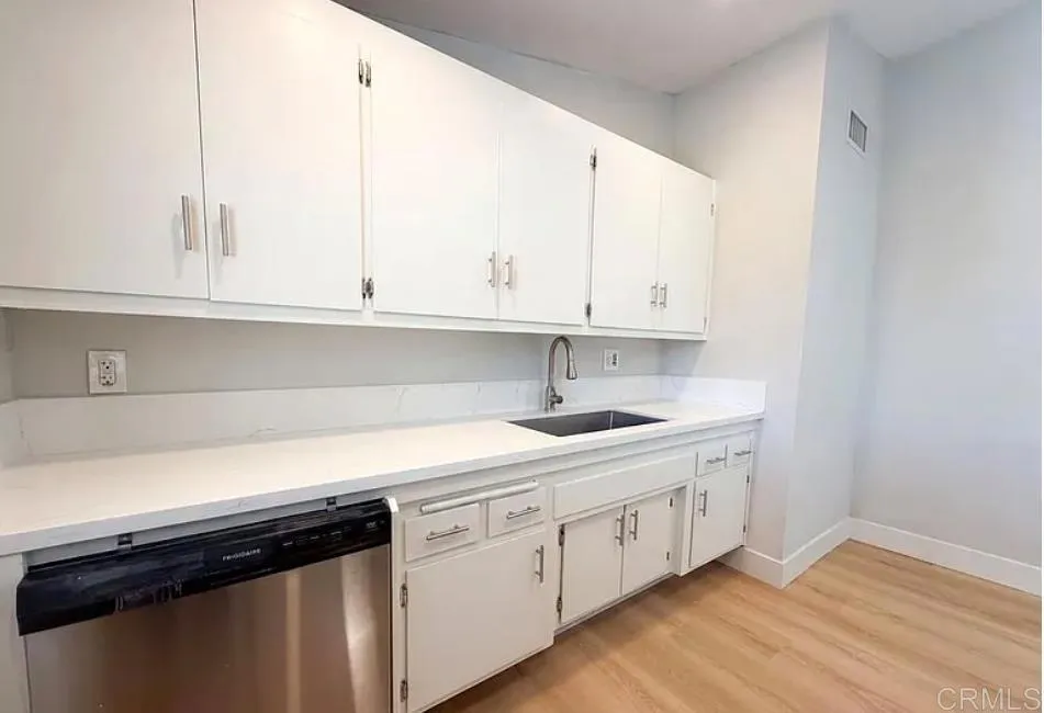 19016 S Felbridge St S #1 Santa Clarita, CA 91351
