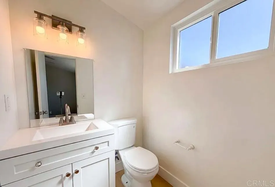 19016 S Felbridge St S #1 Santa Clarita, CA 91351