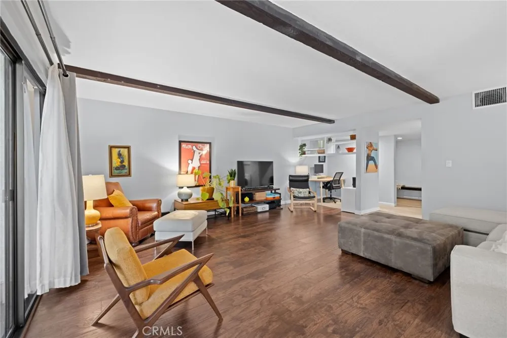 212 Valley #3 Burbank, CA 91505