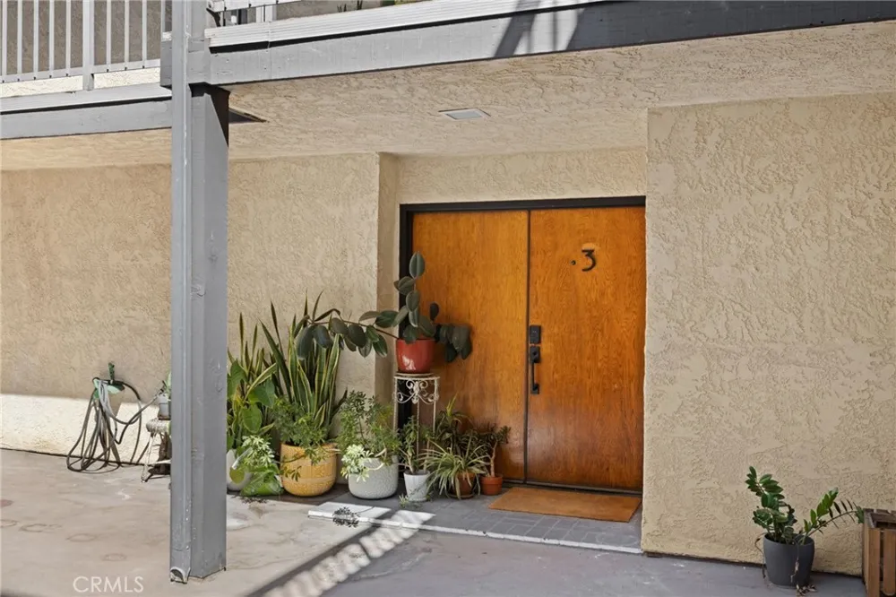 212 Valley #3 Burbank, CA 91505