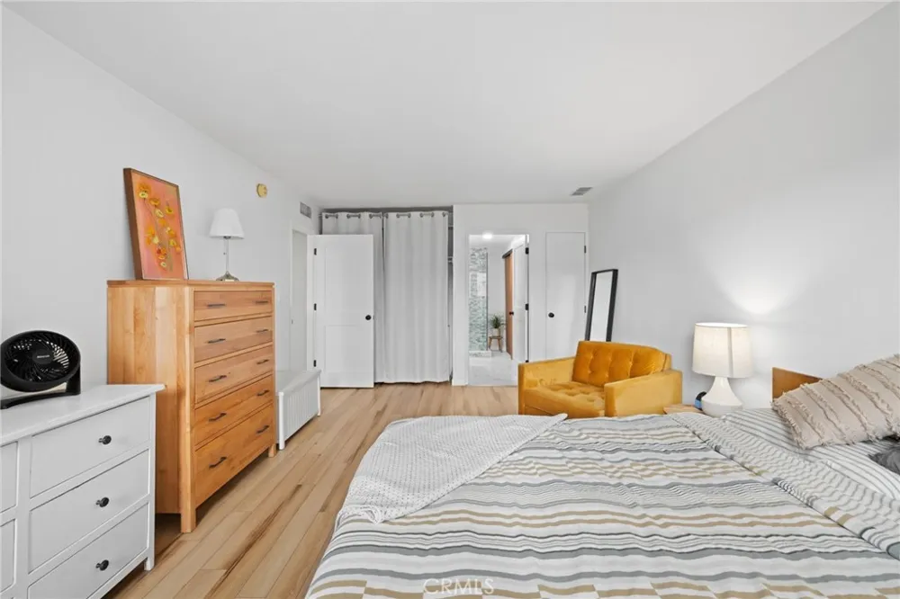 212 Valley #3 Burbank, CA 91505