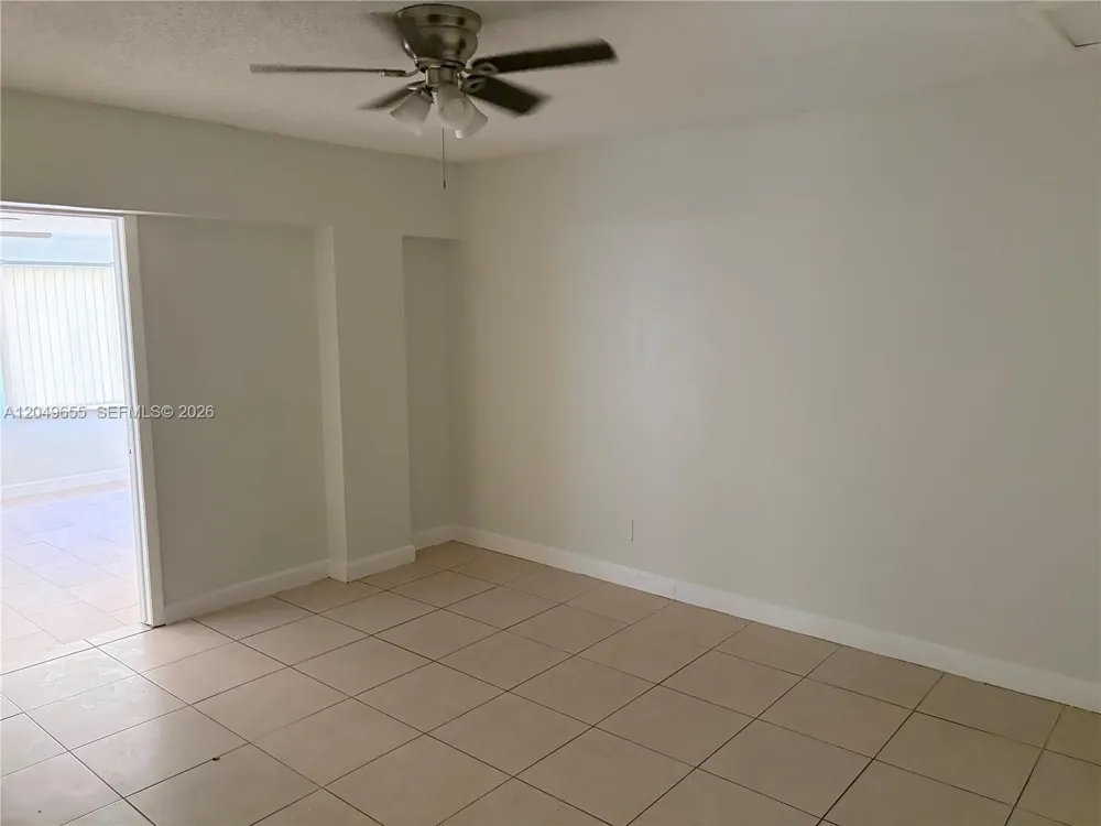 5853 Mckinley St #3 Hollywood, FL 33021