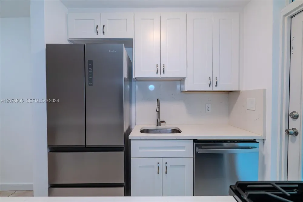 921 Jefferson Ave #3C Miami Beach, FL 33139