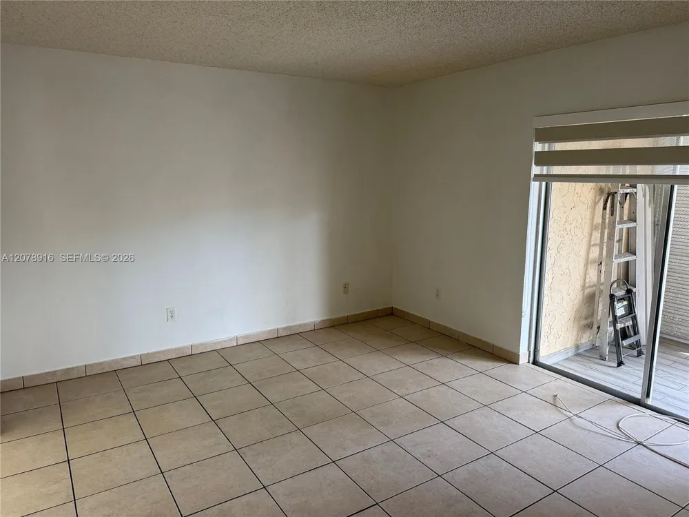 8401 SW 107th Ave #324E Miami, FL 33173